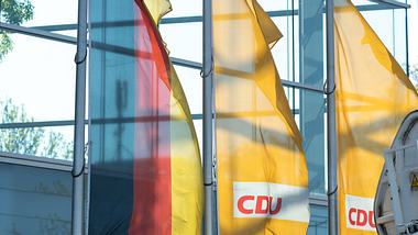 CDU-Fahne - Foto: iStock/Cineberg