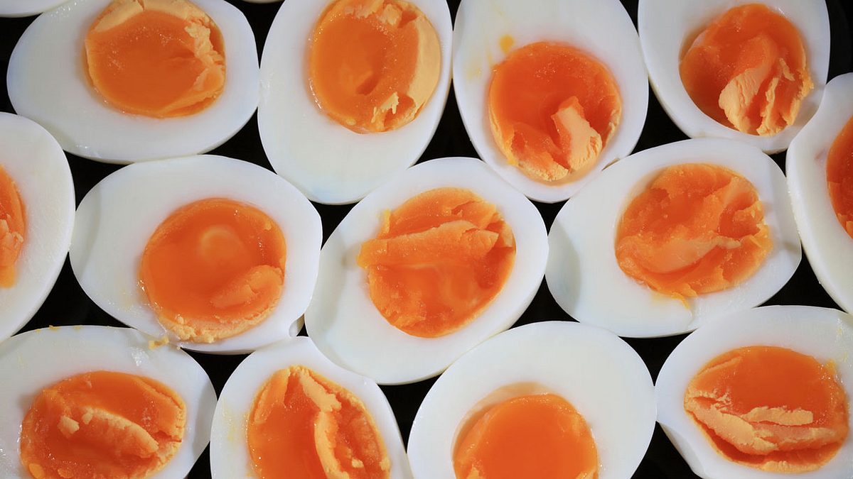 Mehr als zwei Eier pro Woche erhöhen den Cholesterinspiegel     Foto:  iStock / Ben185
