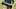 2-Kilo-Böller: Ein Mann zündet einen Polenböller des Typs Explod 2015 - Foto: YouTube/DruckBomB