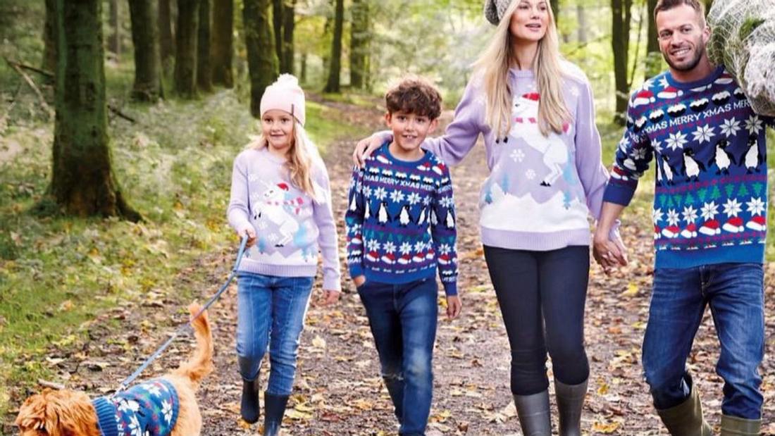 Aldi bietet Weihnachtspullis für dich und dein Haustier Aldi bietet Weihnachtspullis für dich und dein Haustier