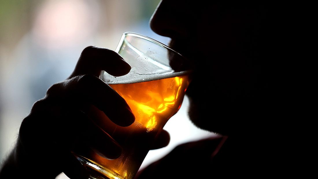 Alkoholkonsum: In sozial höheren Schichten wird mehr getrunken