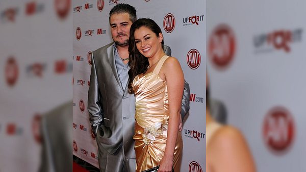 Allie Haze und ihr Freund - Foto: getty images / Ethan Miller