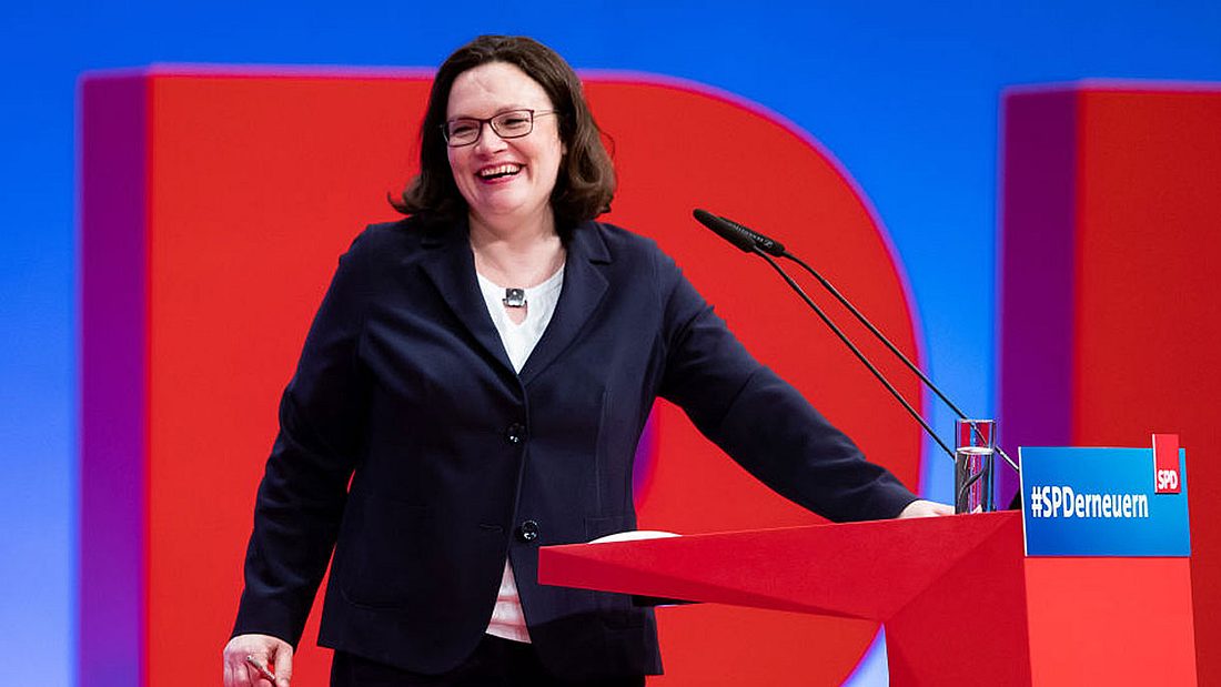 Andrea Nahles kann sich über finanzielle Ansprüche freuen (Symbolfoto). Andrea nahles kann sich über finanzielle Ansprüche freuen (Symbolfoto).