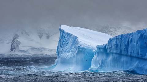Antarktis - Foto: iStock/Ray Hems