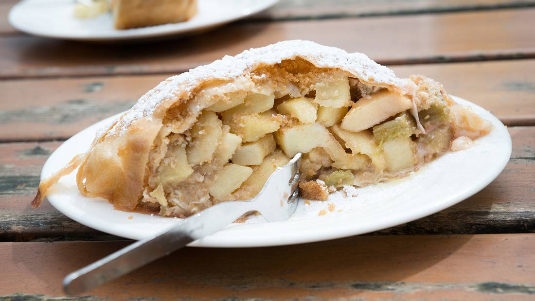 Hausgemachter Apfelstrudel