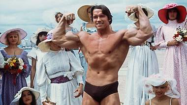 Arnold Schwarzenegger in Cannes, Frankreich (1977) - Foto: Getty Images / AFP