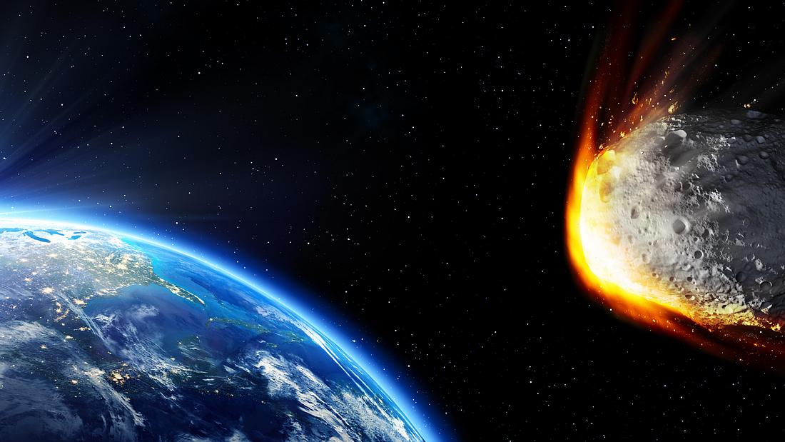 Asteroid rast auf die Erde zu Asteroid rast auf die Erde zu