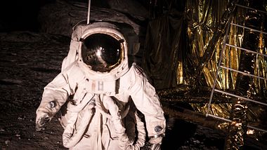 Astronaut auf dem Mond - Foto: iStock / StockImages_AT