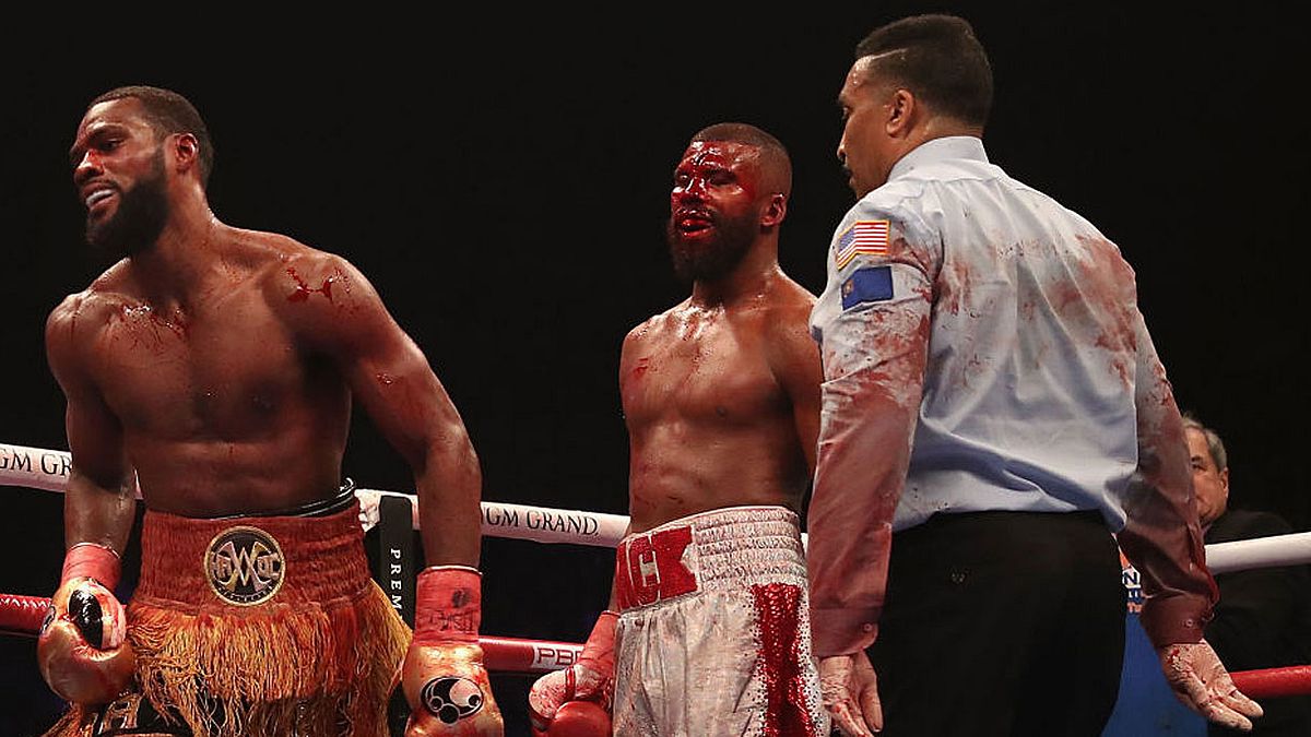 Boxer Badou Jack erleidet schlimme Platzwunde.