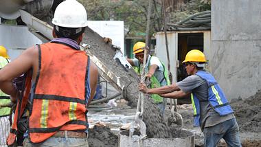 Bauarbeiter - Foto: iStock / Seo Actitud