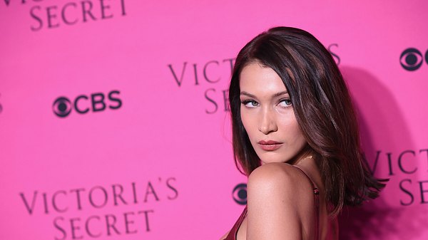 Bella Hadid - Foto: Getty Images / Dimitrios Kambouris