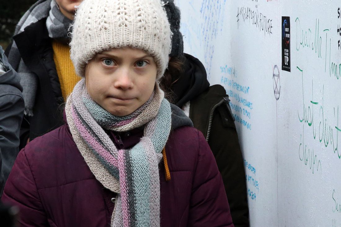 Greta Thunberg mit skeptischem Blick