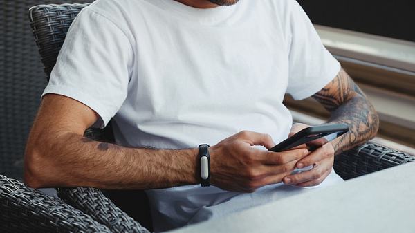 Die besten weißen T-Shirts für Herren - Foto: photoguns / iStock