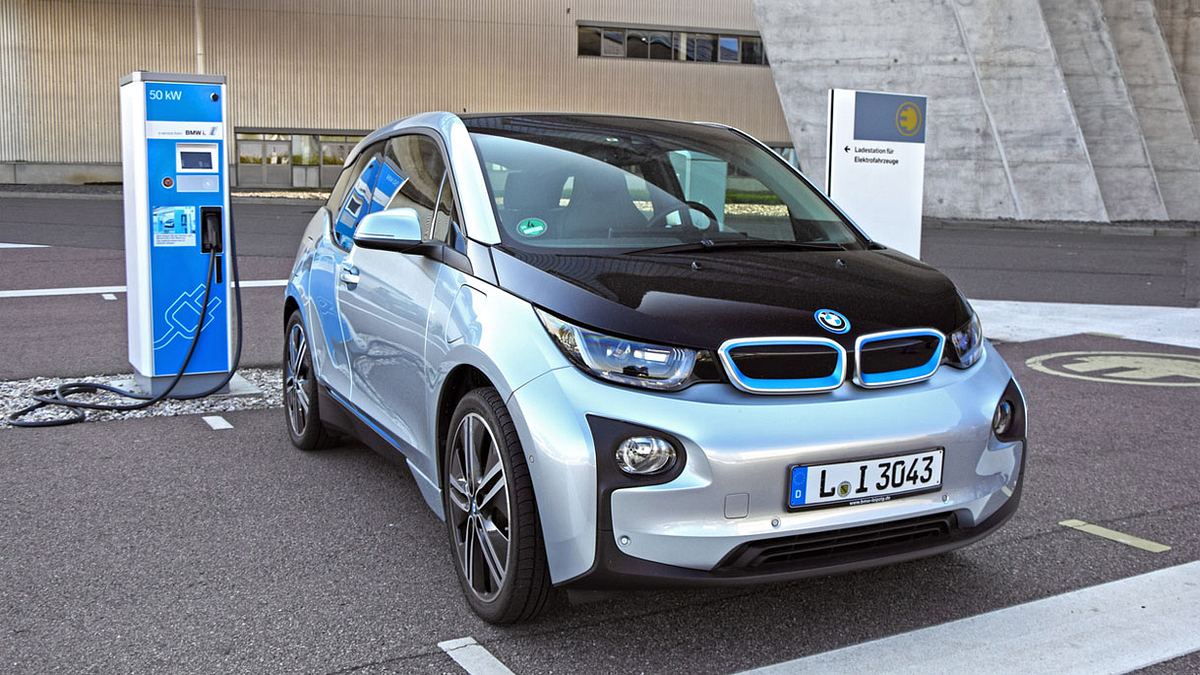 BMW i3