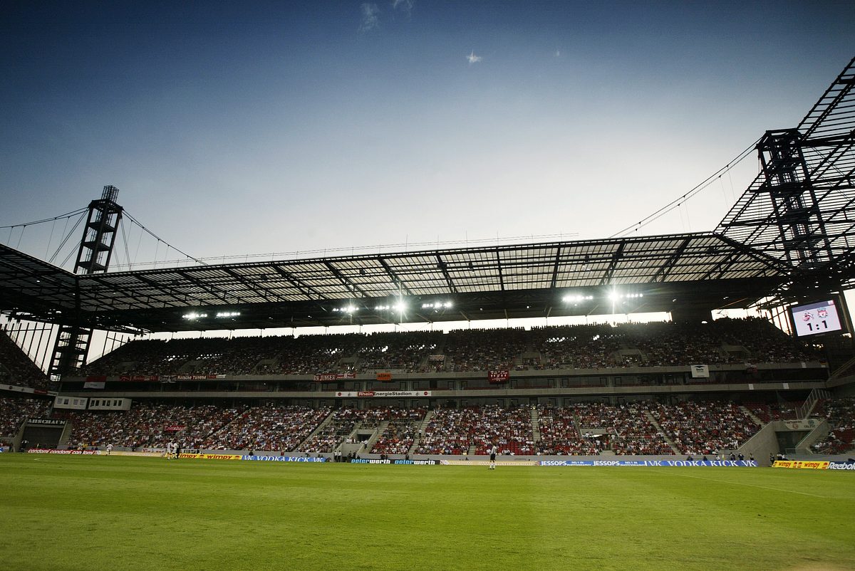 RheinEnergieStadion in Köln