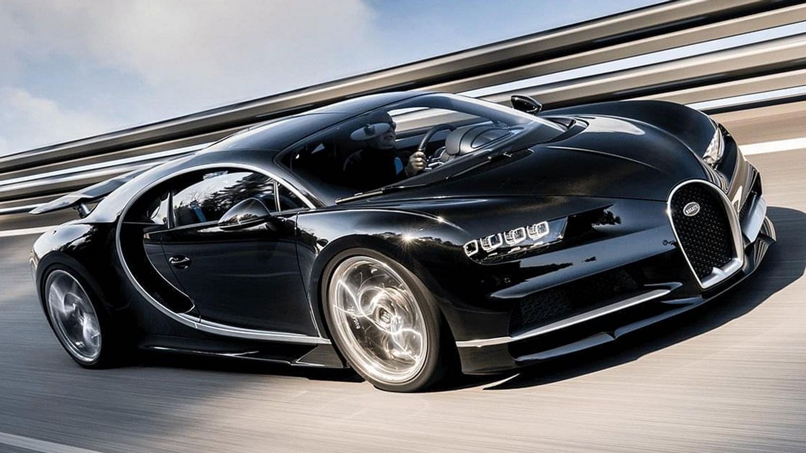 Im Cockpit des Bugatti Chiron: So schnell sind 420 km/h! | Männersache