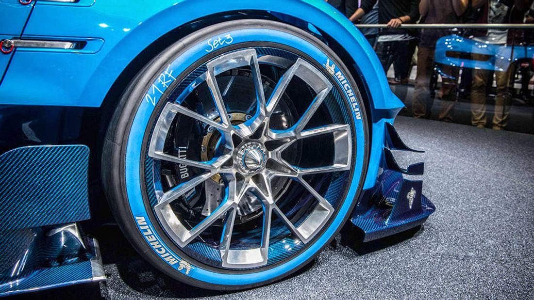 Für Bugatti und Co: Hightech-Reifen bis 400 km/h Für Bugatti und Co: Hightech-Reifen bis 400 km/h