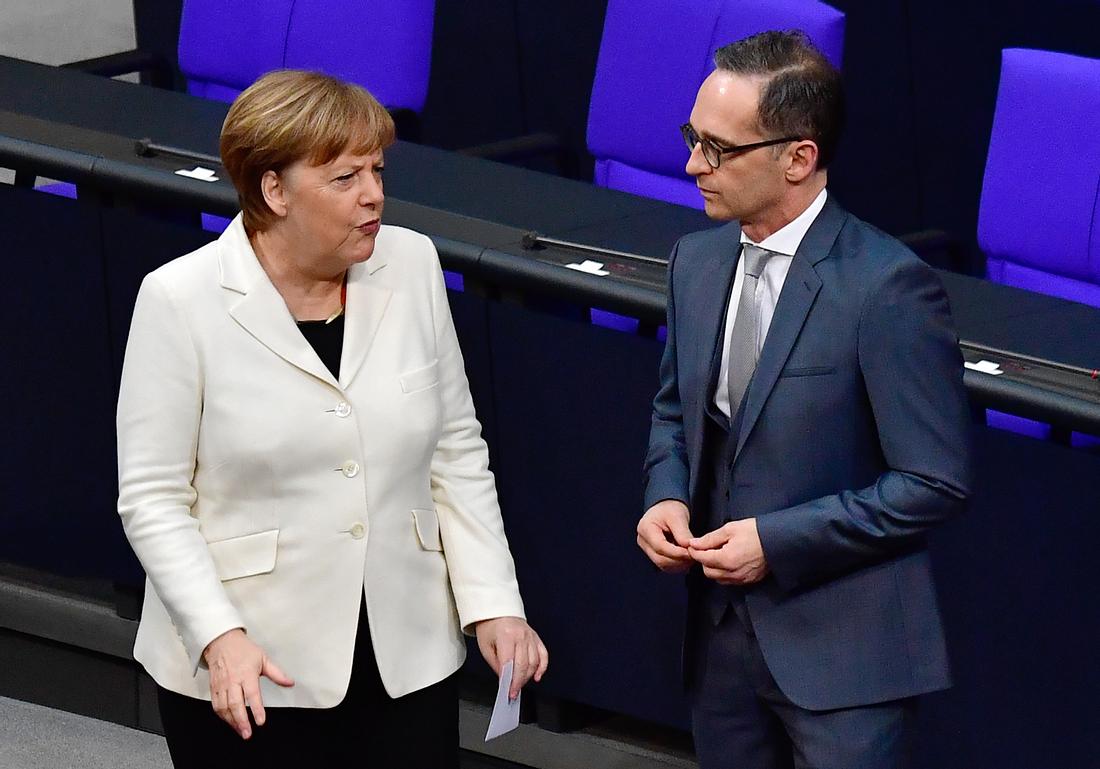 Bundesregierung: Reisewarnung für 160 Länder! Angela Merkel, Heiko Maas