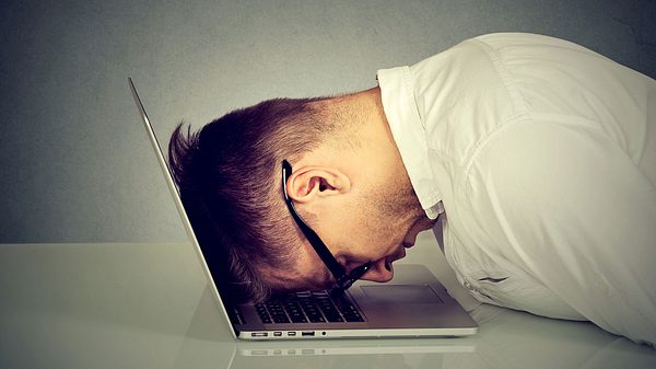 Burn-out: Diese 4 Angewohnheiten schützen vor Alltagsstress - Foto: iStock / SIphotography