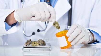 Forschungsinitiative Cannabiskonsum sucht Berliner Kiffer für Studie - Foto: iStock/LattaPictures 