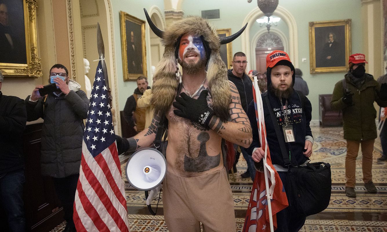 Die unglaublichsten Bilder der Capitol-Stürmung Stürmung des Capitols in Washington am 6. Januar 2021