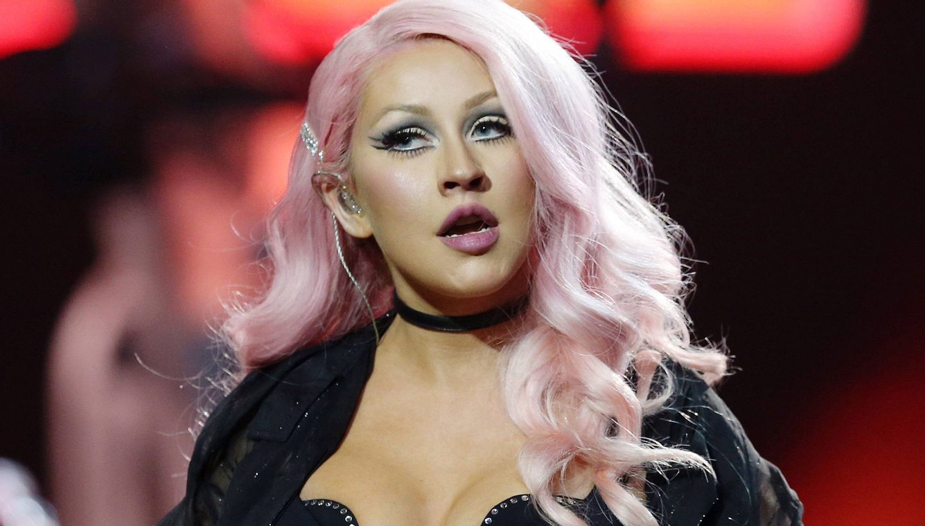 Christina Aguilera: Busen-Hammer beim Baden Christina Aguilera