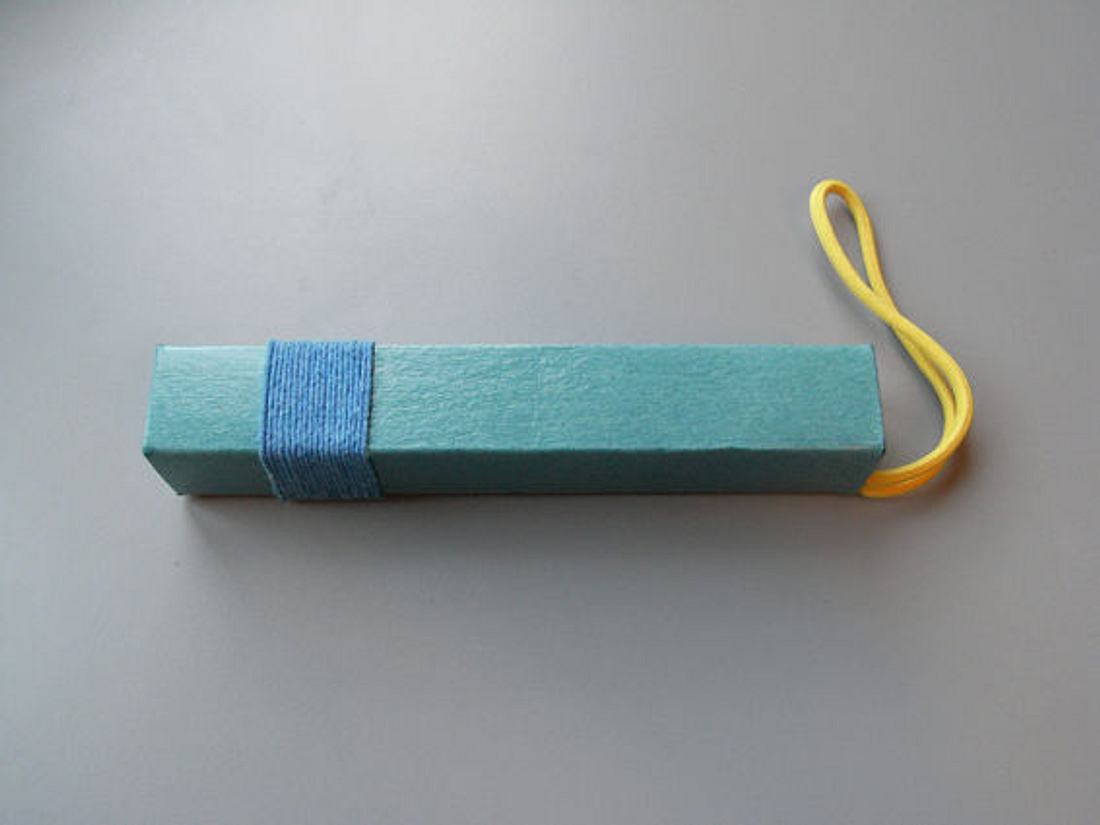 Paul em von der DIY-Website Instructables erklärt, wie man aus einer Coladose und einer Müslipackung eine Taschenlampe baut