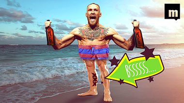 Dieses Tattoo hat sich UFC-Champion Conor McGregor betrunken auf Zypern stechen lassen - Foto: Getty/Montage: Männersache
