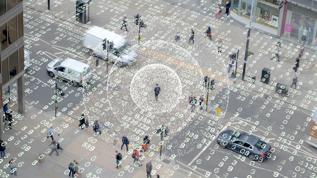 Coronavirus: Infizierte per Handy tracken Datenmatrix eines Telefonsignals