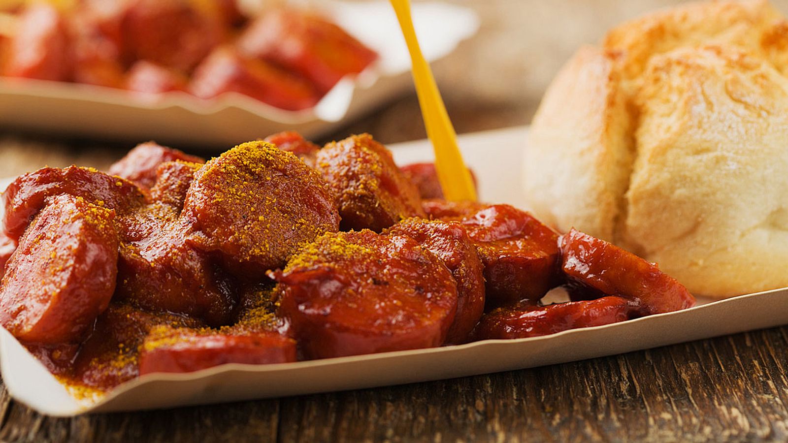 Currywurst Ist Körperverletzung Zoff Um Deutschen Promi Sternekoch Männersache 