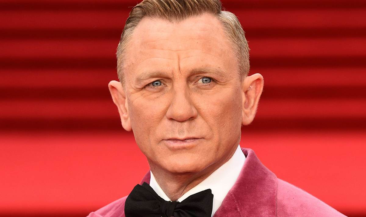 Daniel Craig