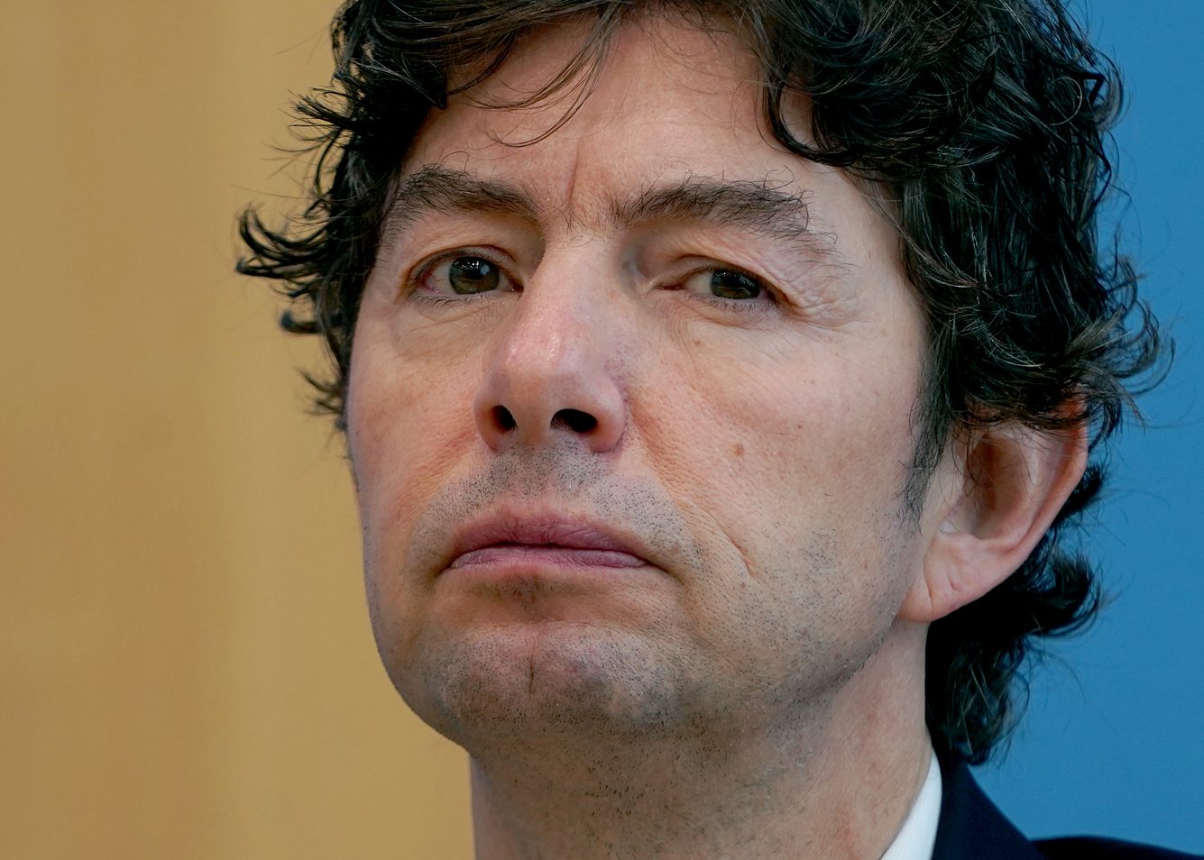 Davor hatte Drosten gewarnt: Corona-Mischvariante Deltakron auf Vormarsch Christian Drosten