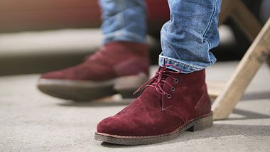 Desert-Boots aus Wildleder - Foto: iStock / SrdjanPav