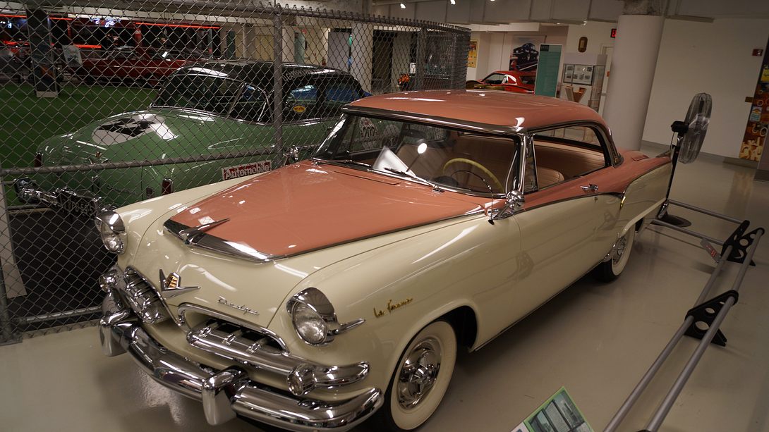 1955er Dodge La Femme in einem Automuseum - Foto: By Greg Gjerdingen from Willmar, USA - 1955 Dodge La Femme, CC BY 2.0, https://commons.wikimedia.org/w/index.php?curid=55263890