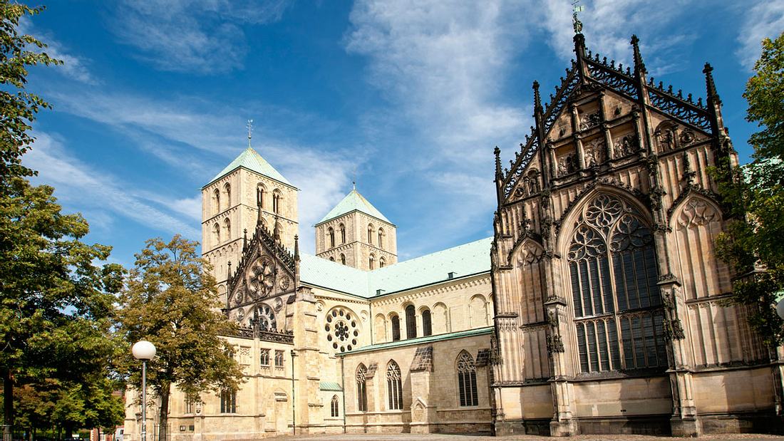 Der St. Paulus-Dom ist die Hauptkirche Münsters. St. Paulus-Dom in Münster