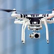 Drohne mit Kamera kaufen Test Vergleich HD - Foto: iStock/agnormark