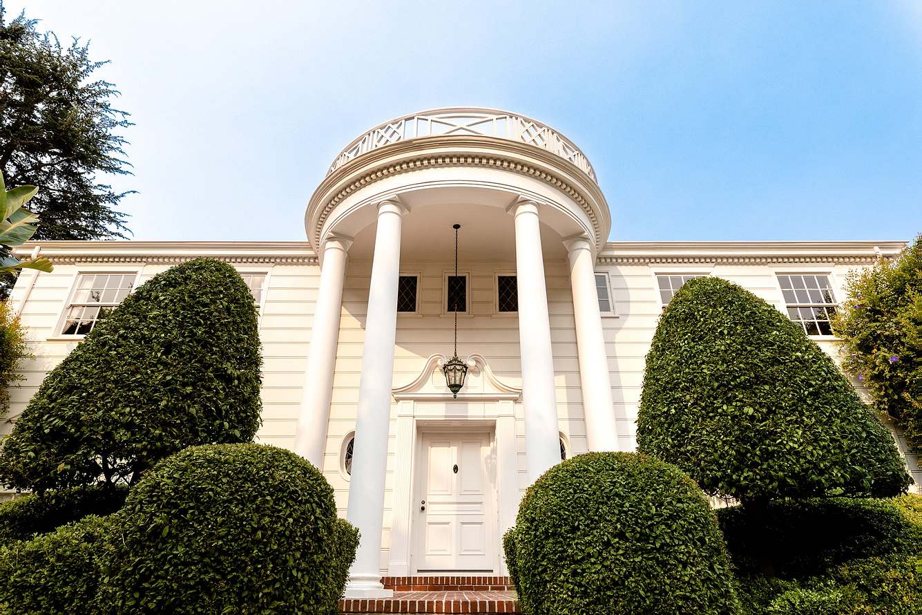 Du kannst jetzt die Villa aus Der Prinz von Bel-Air bei Airbnb mieten – zum Hammerpreis Villa aus Der Prinz von Bel-Air
