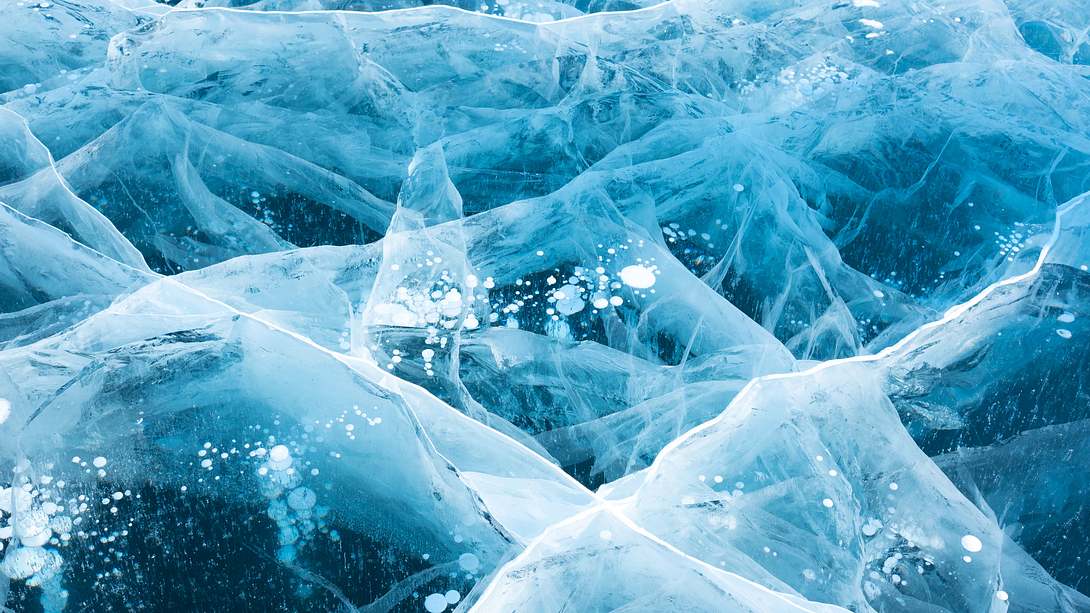 Eisfläche - Foto: iStock / mantaphoto