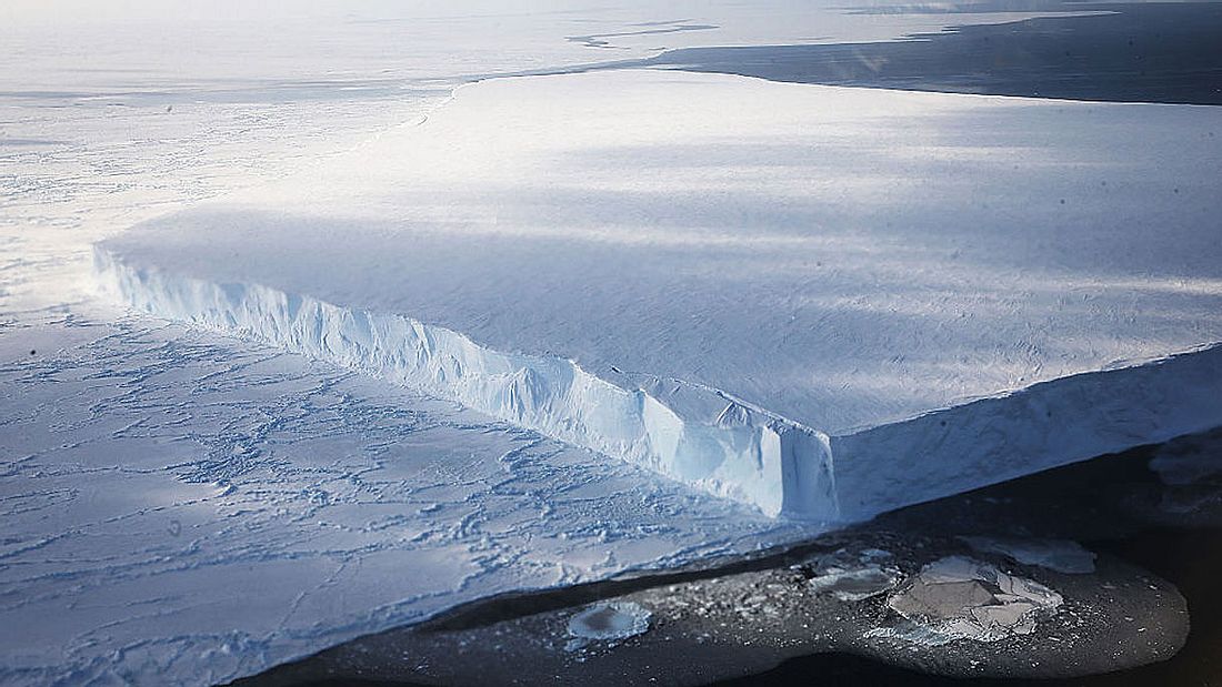 Tafel-Eisberg in der Antarktis