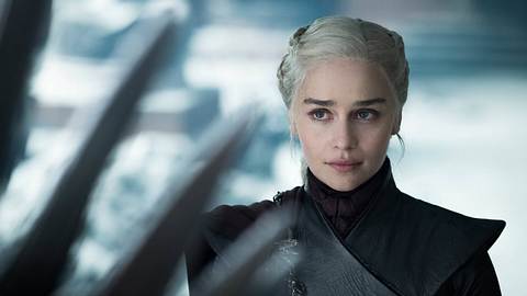 Emilia Clarke als Daenerys Targaryen in Game of Thrones - Foto: IMAGO / Cinema Publishers Collection