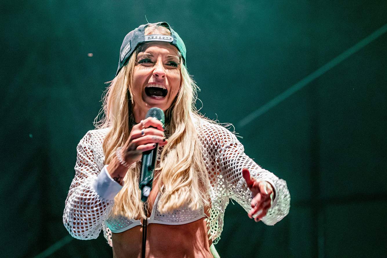 Endlich: Ballermann-Star Mia Julia präsentiert ihren Neuen Mia Julia Brückner