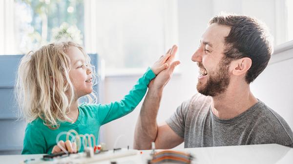 Erziehungsstile beim Kind: Effektive Orientierungshilfe für Väter - Foto: iStock / RyanJLane