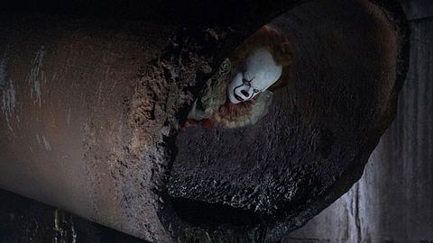 Stephen Kings Es: Neue Szenenbilder zum Pennywise-Remake aufgetaucht - Foto: Warnes Bros. Pictures