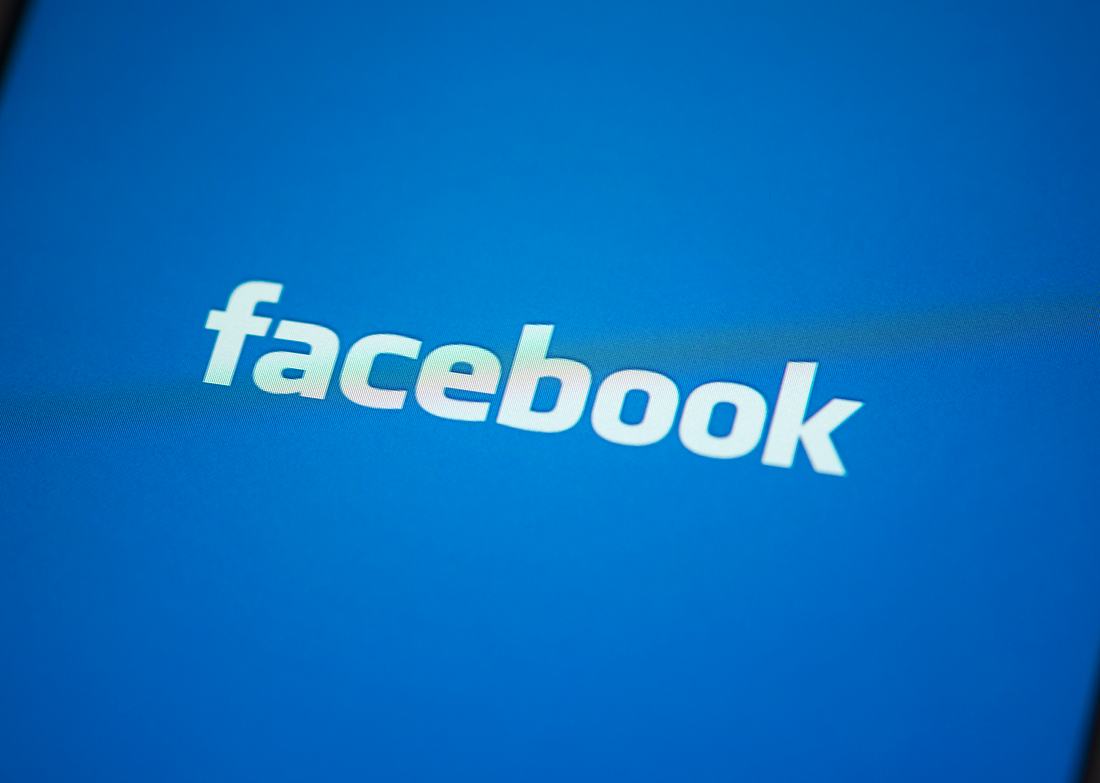 Facebook führt Dark Mode ein Facebook