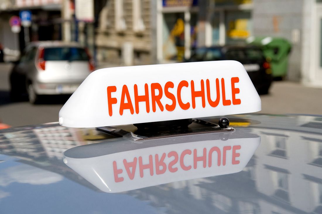 Fahrschulschild Fahrschulschild