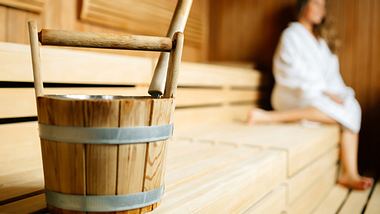 Finnische Sauna - Sauna - Aufgusseimer - Foto: iStock/nd3000