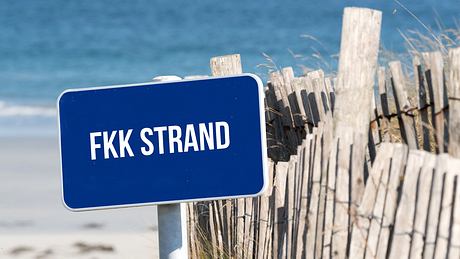 FKK Strand - Foto: iStock / Stadtratte