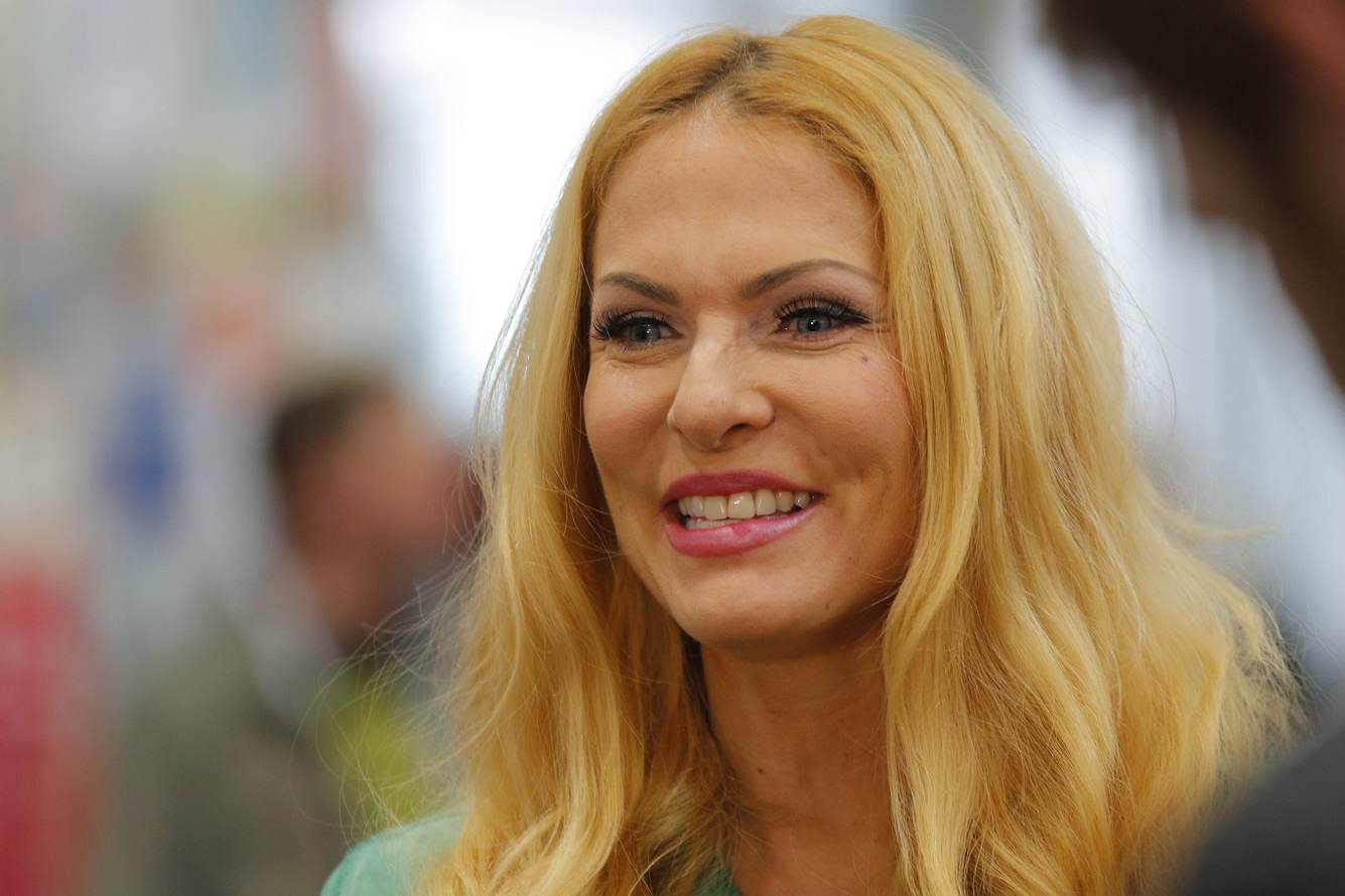 FSK18-Erotik? Das steckt hinter Sonya Kraus' scharfem Foto Sonya Kraus