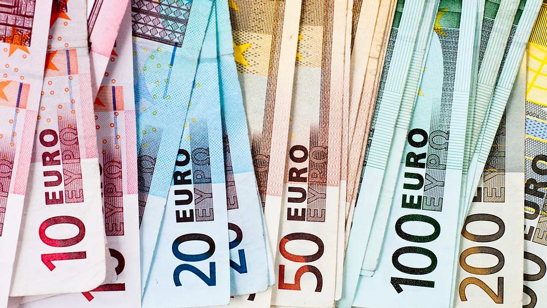 Ein 13.jähriger Junge verschenkt 4.500 Euro