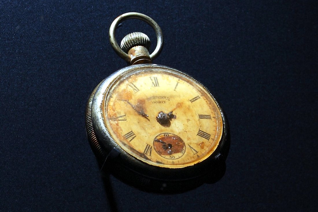 Eine Taschenuhr aus der Titanic wurde versteigert Taschenuhr